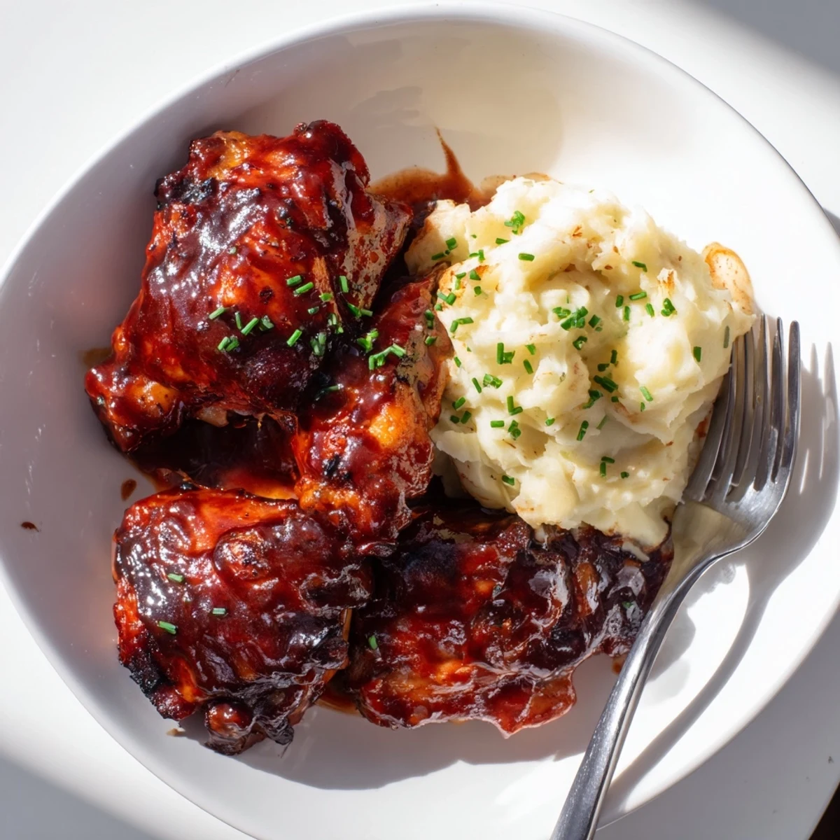 Honey BBQ Chicken Thighs & Garlic Mashed Potatoes