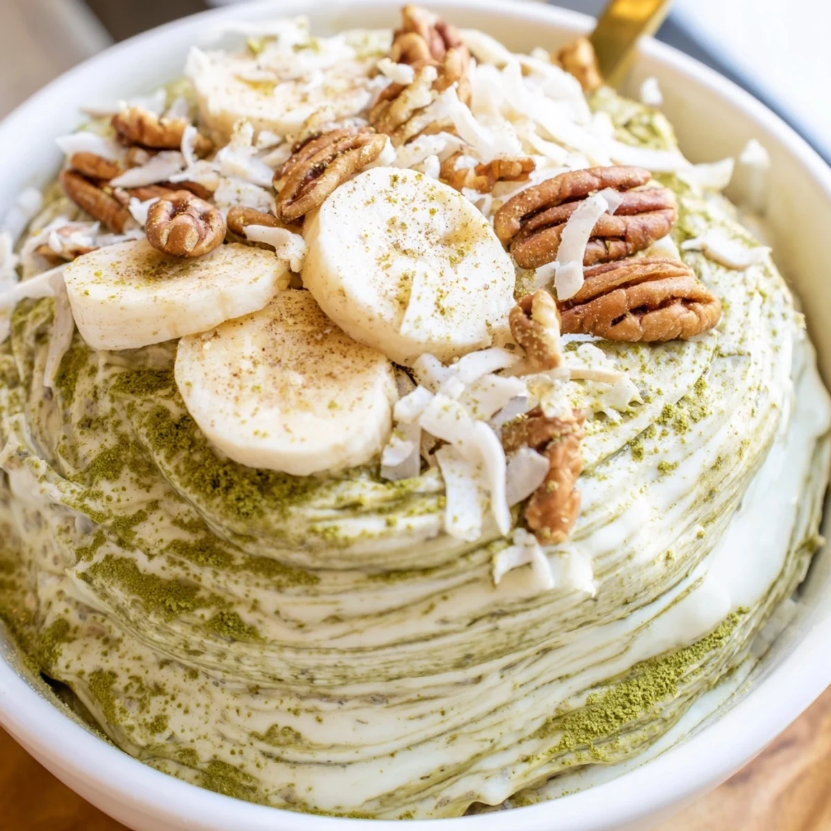 High-Protein Eggnog Matcha Oats