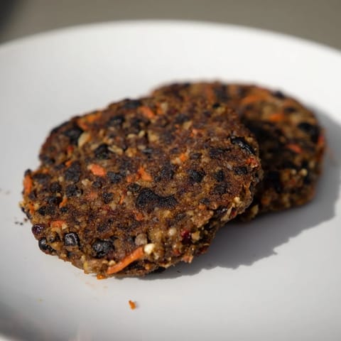 Hearty Black Bean Burgers