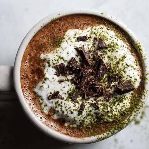 Collagen Peppermint Matcha Latte